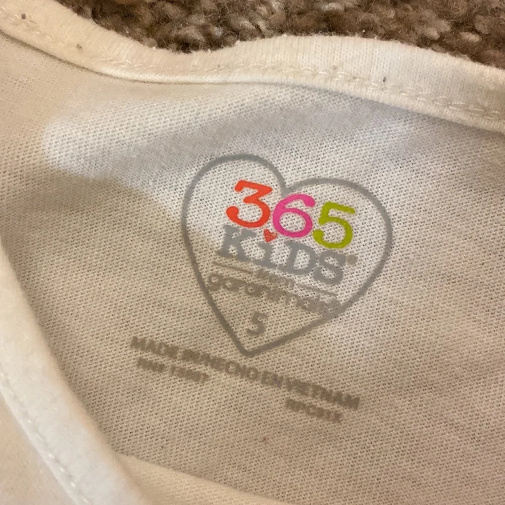 🎀Girls outfit🎀 - Picture 4 of 5